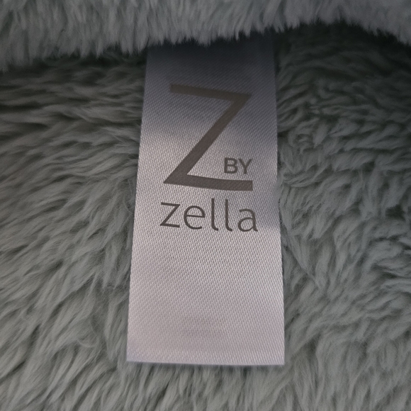 Z by Zella zip faux fur sweater jacket Girls 5 - Picture 4 of 4